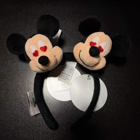 Mickey Mouse Heart Eyes Headband Plush NWT - Picture 7 of 7